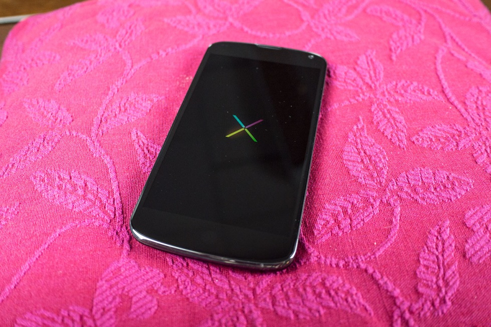 Nexus 4 har landat hos Feber!