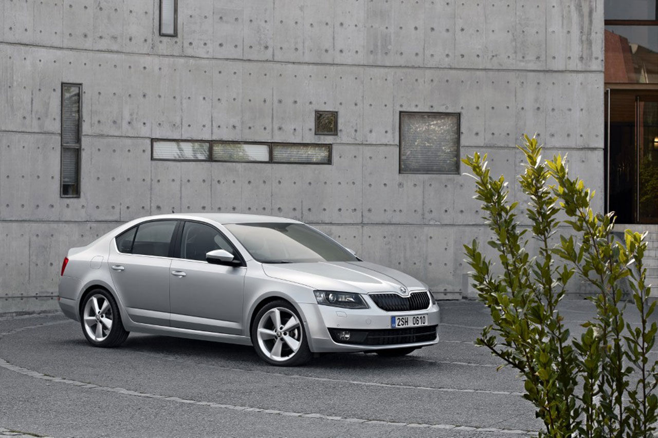 Nya Skoda Octavia - större, lättare och snålare