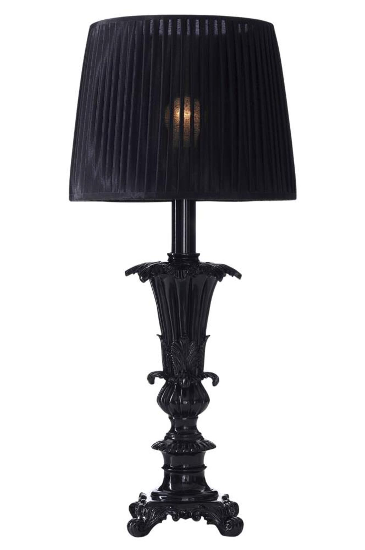 Krusidullig lampa lyser upp hösten