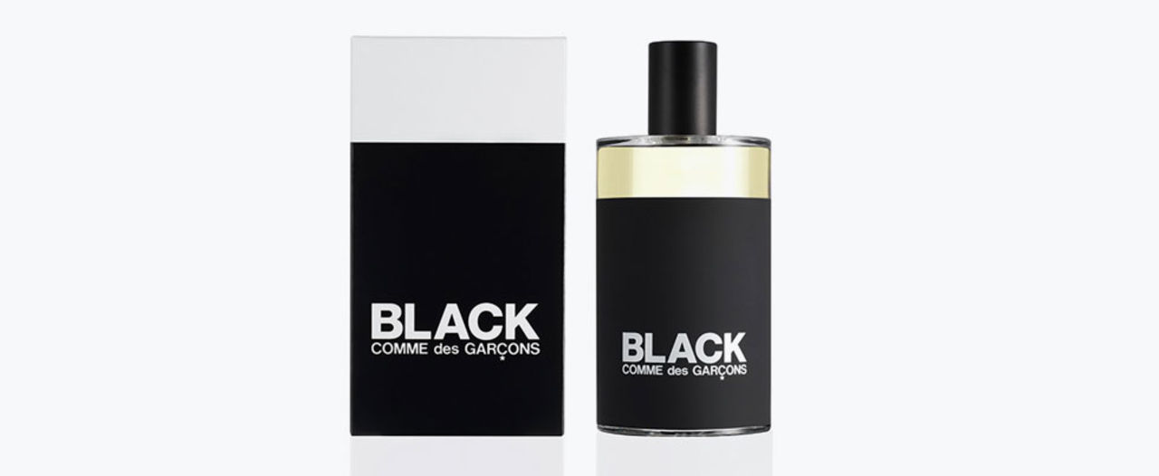 Comme des Garçons goes black