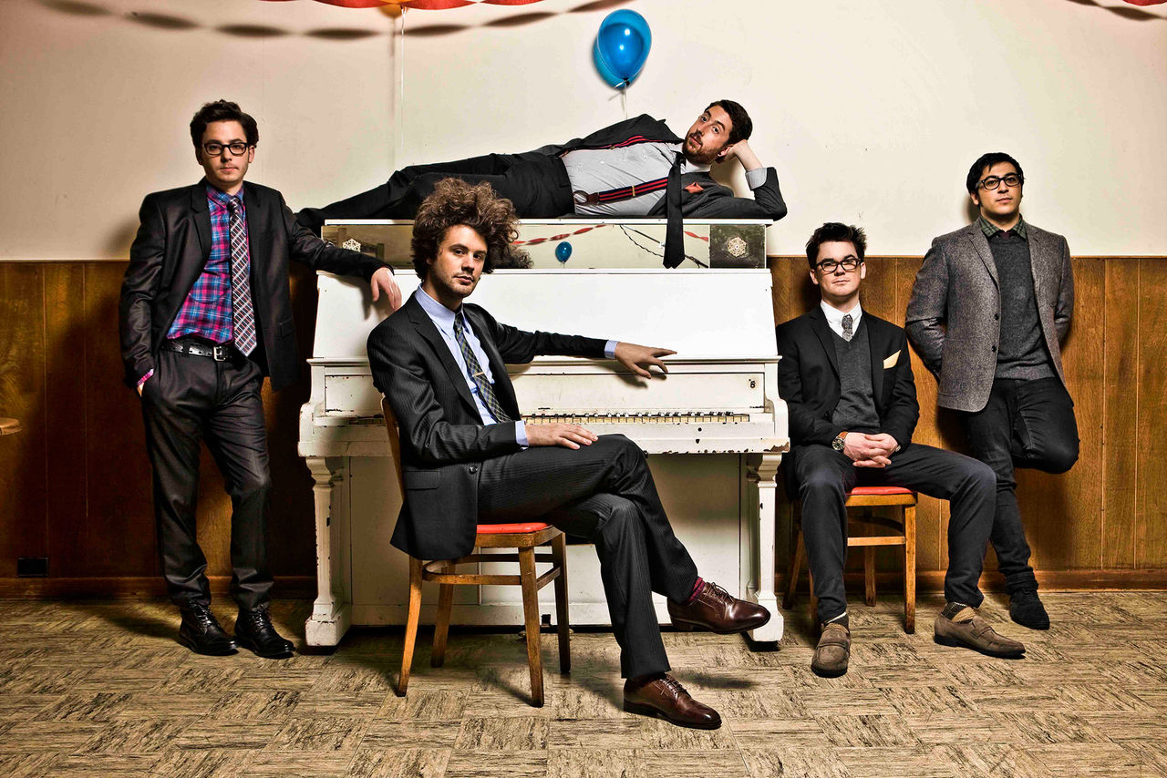 Cry Like A Ghost med Passion Pit