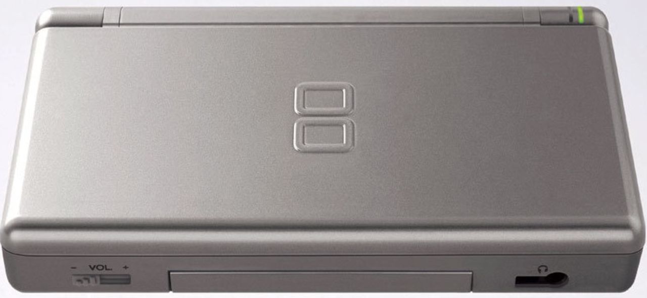 DS Lite Silver släpps i oktober