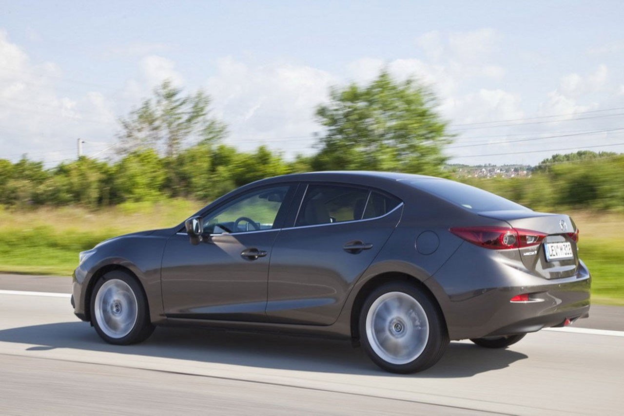 Nya Mazda 3 i sedan-utförande
