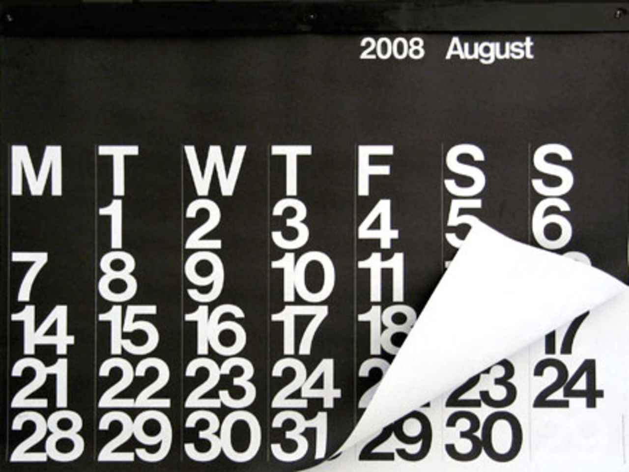 En gigantisk almanacka för väggen