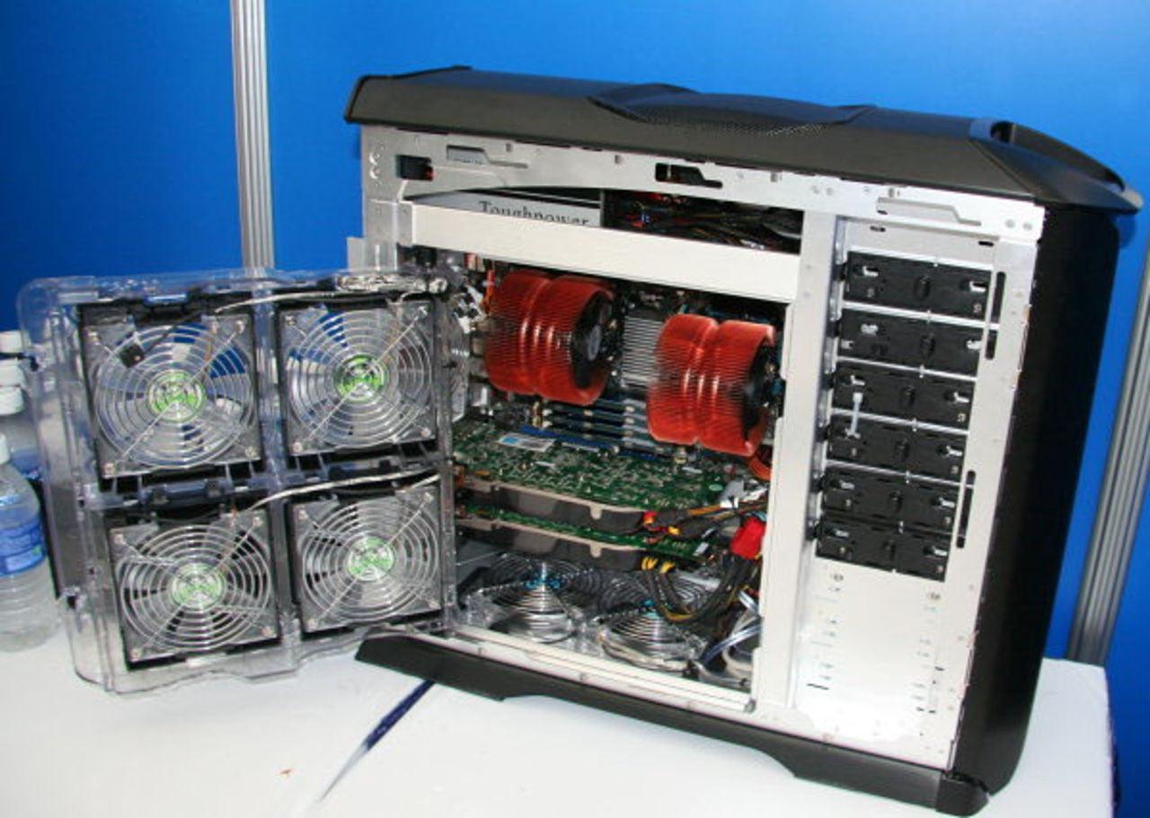 Intel visar Skulltrail