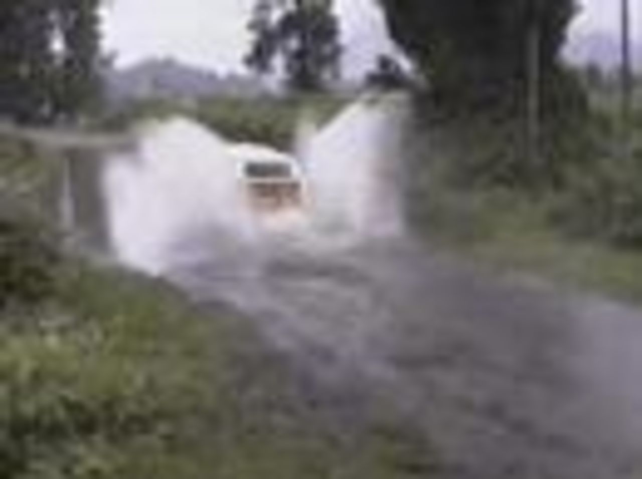 Hopp med gammal folkabuss