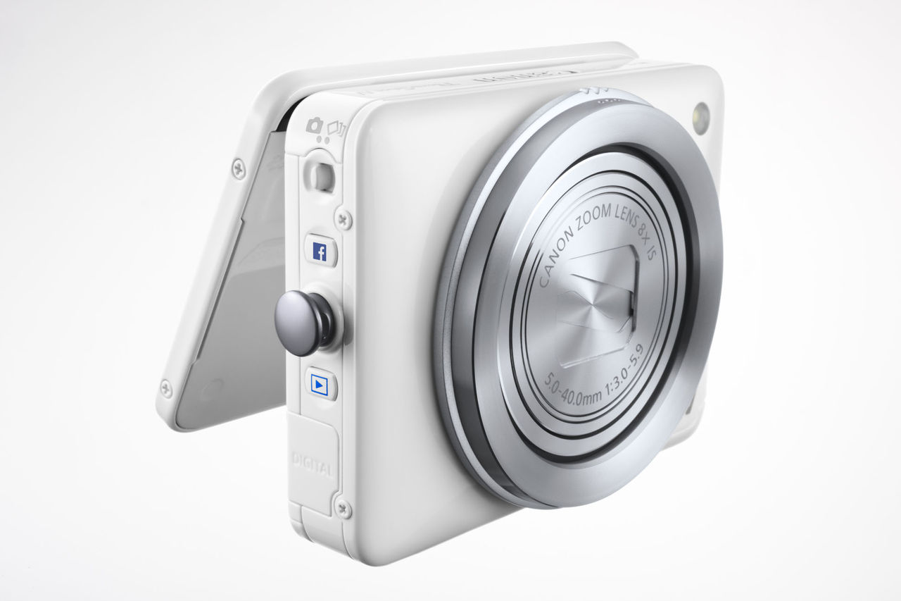 Canon släpper Facebook-kamera