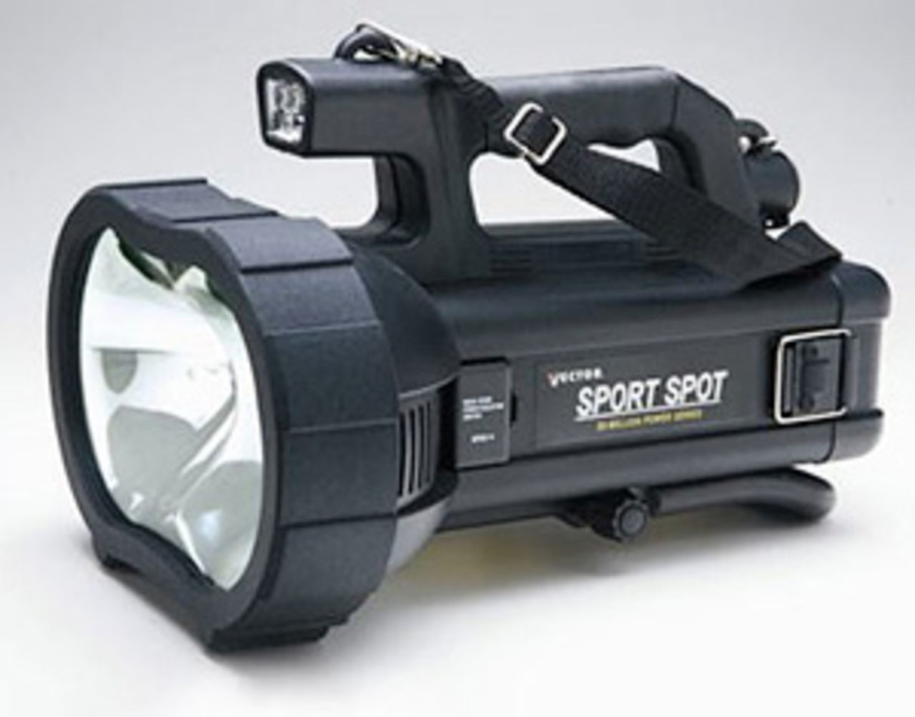 Ljusstark ficklampa från Black & Decker