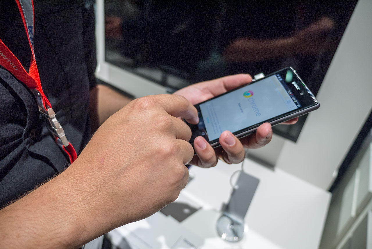 Förboka Sony Xperia Z1