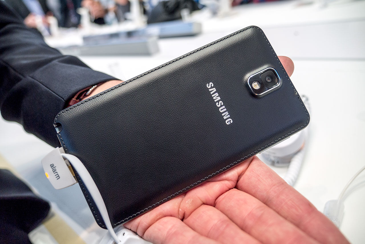Vi har pillat på Samsung Galaxy Gear och Note 3