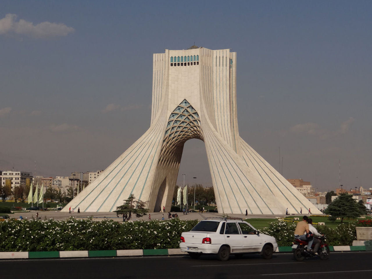 Facebook och Twitter inte längre blockerat i Iran