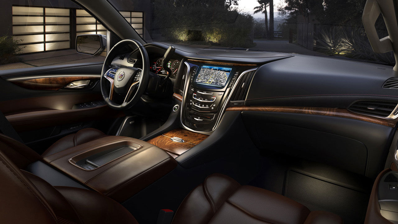 Insidan P 229 Nya Cadillac Escalade S 229 H 228 R Ser Den Ut