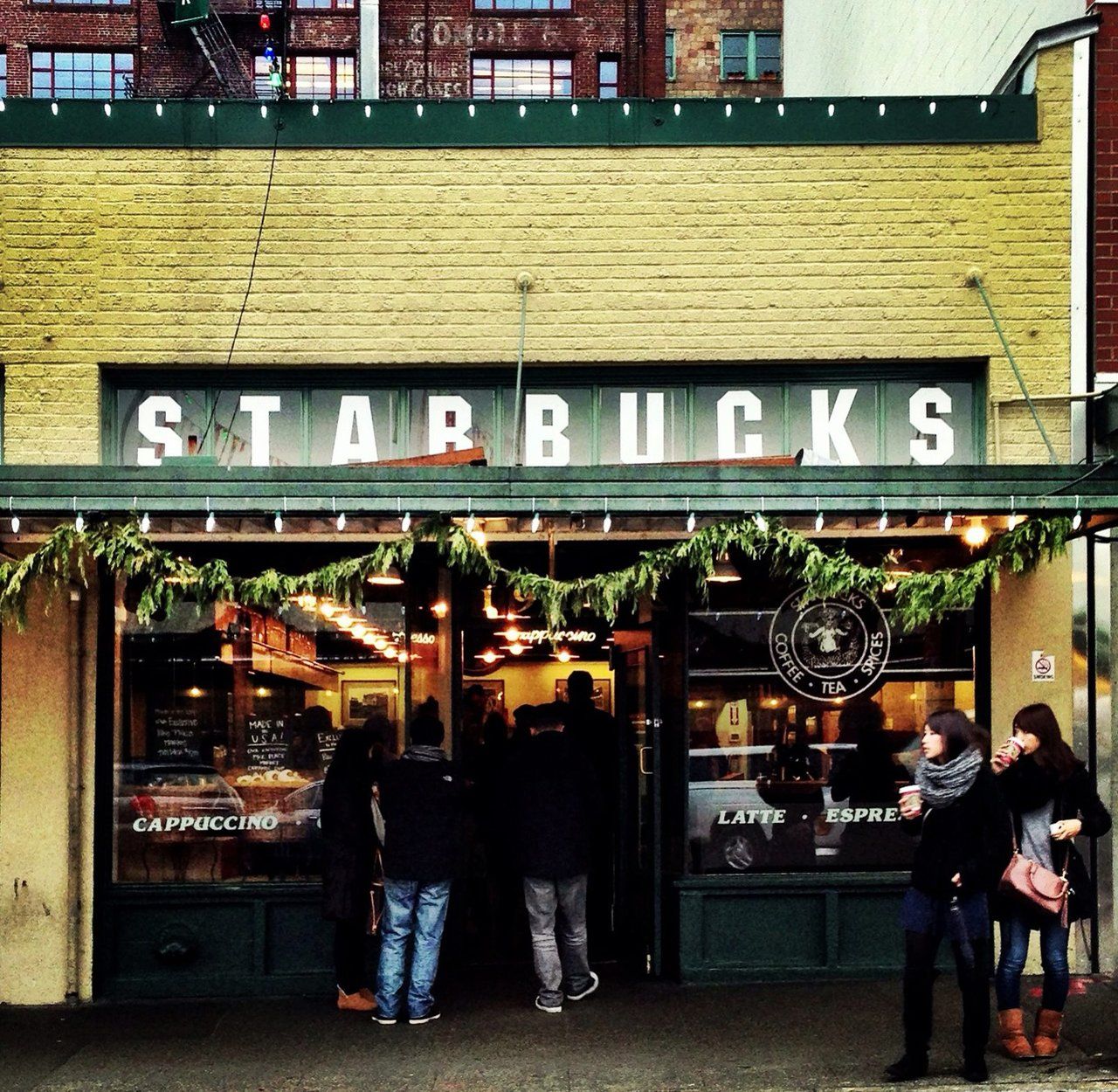 Starbucks expanderar i Sverige