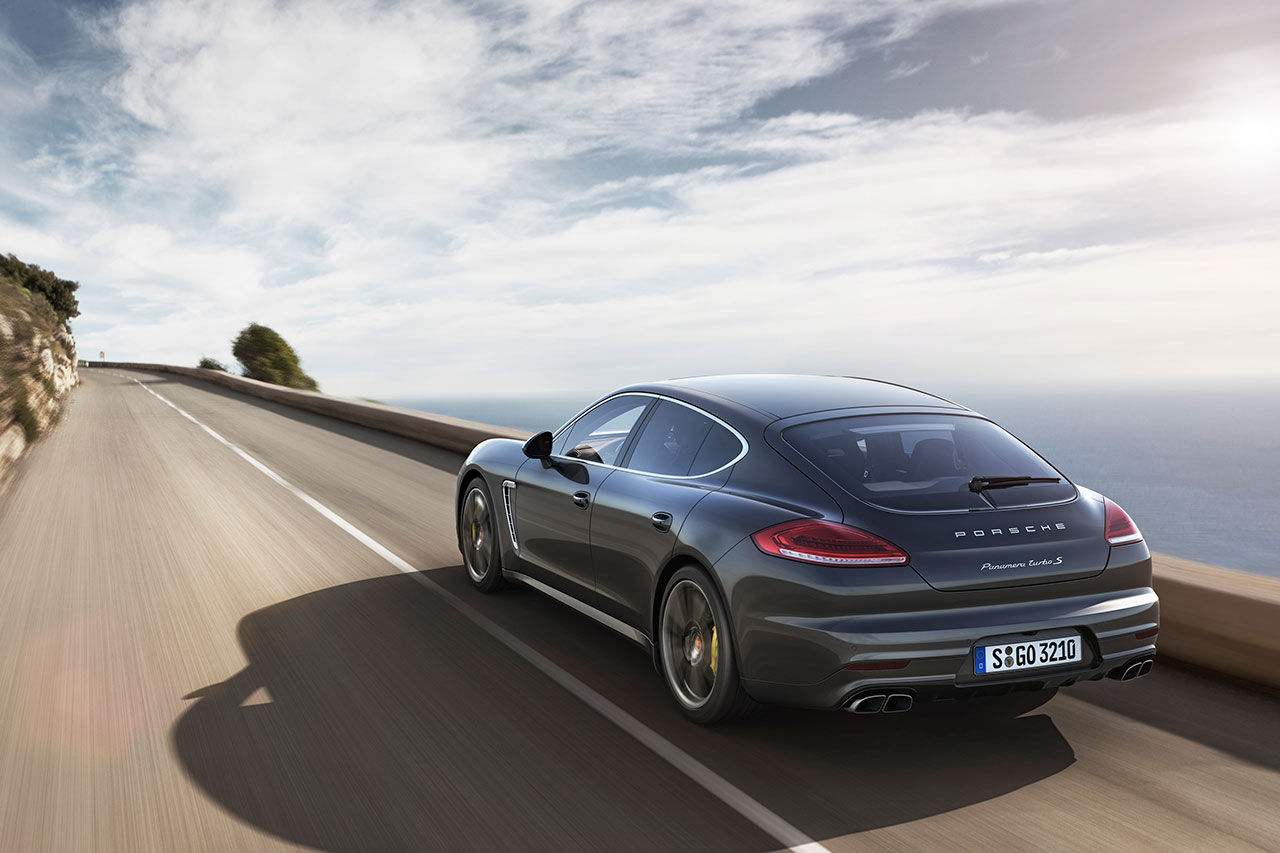 Porsche Panamera Turbo S i den nya skruden