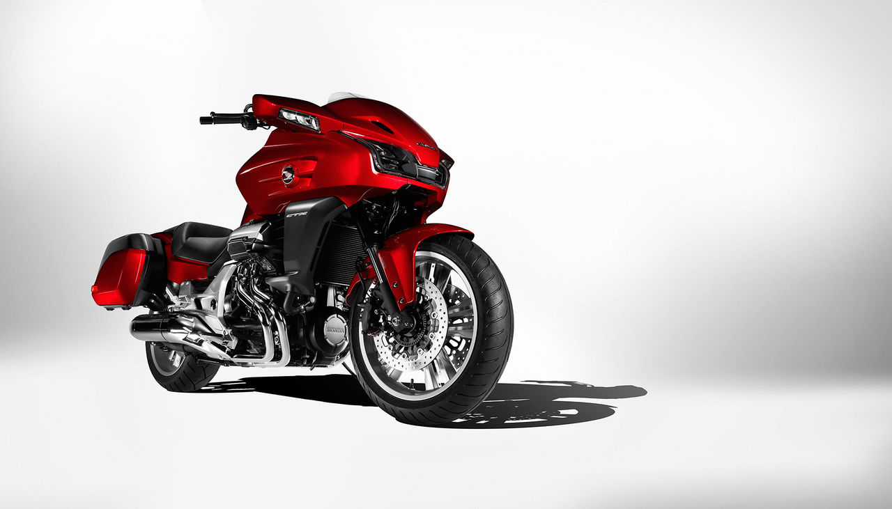 Hondas nya touring cruiser CTX1300