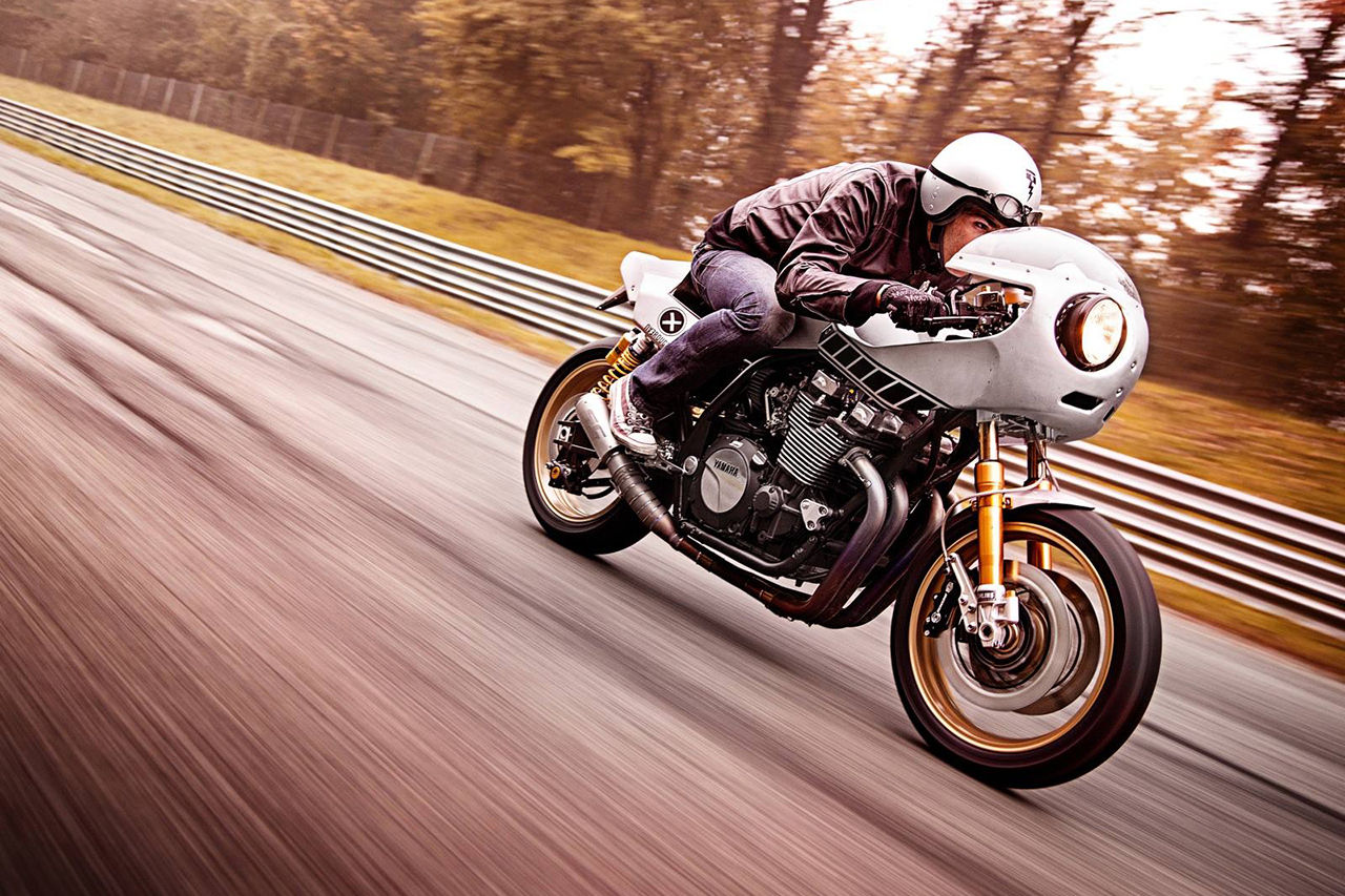 Eau Rouge by Deus Ex Machina