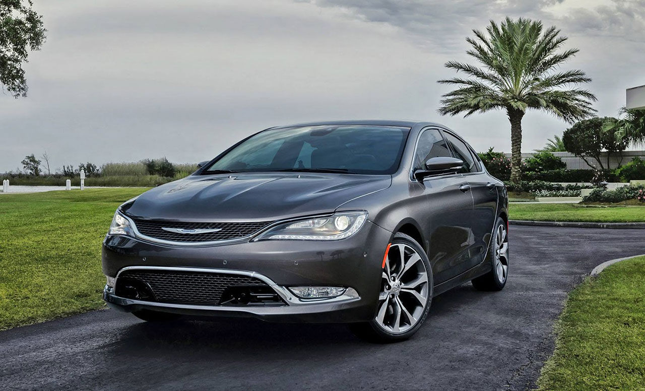 Nya Chrysler 200 läcker ut