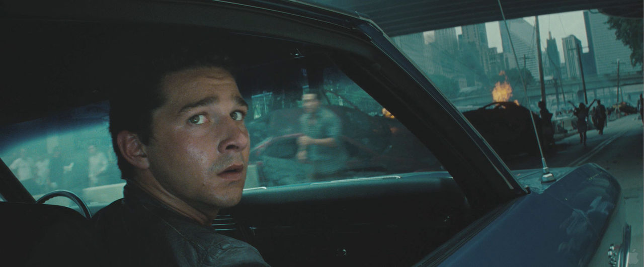 Shia LaBeouf drar sig tillbaka