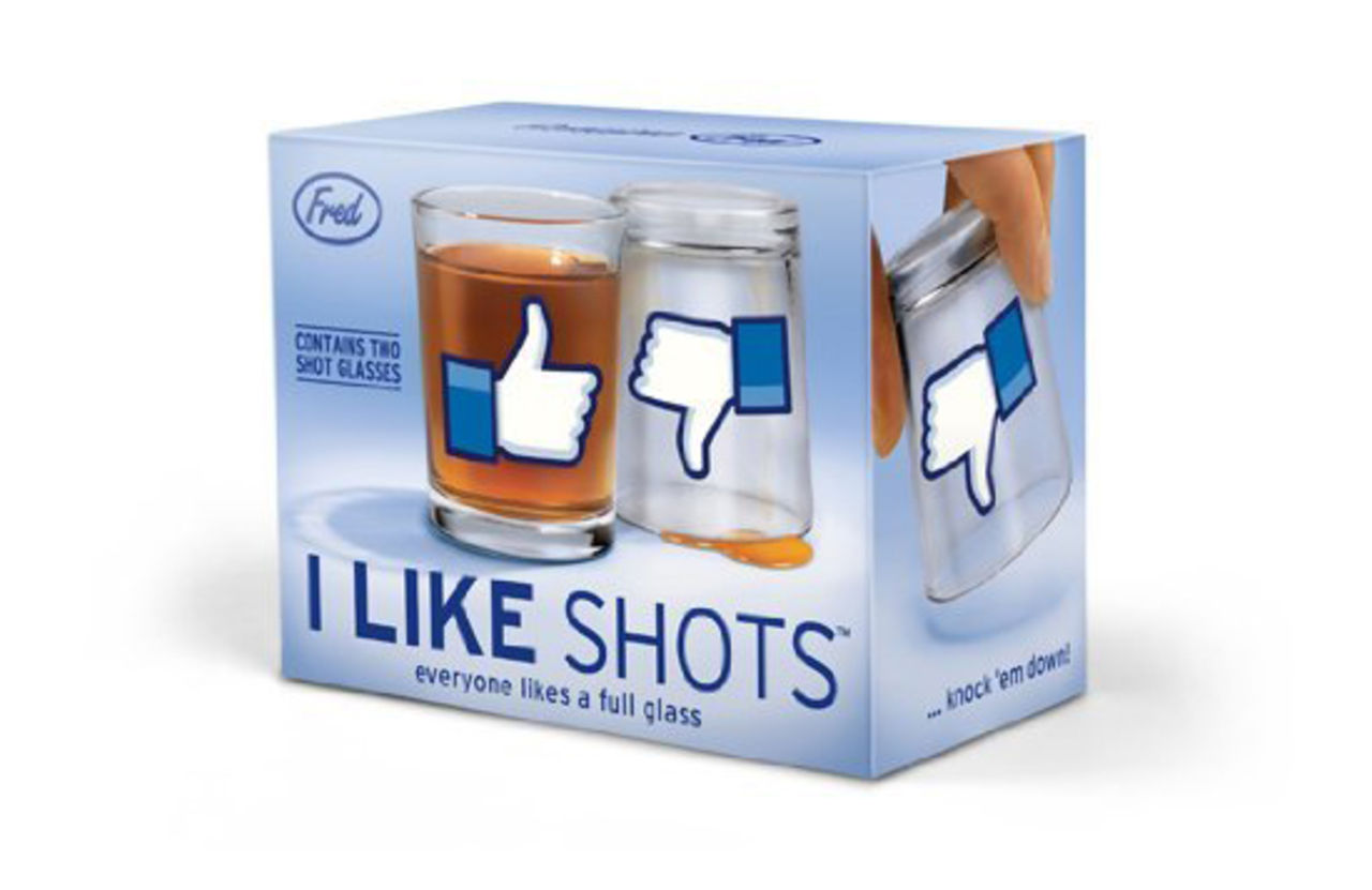 Shotglas med Facebookstuk