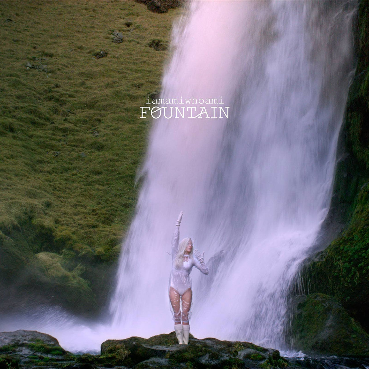 Nytt från iamamiwhoami