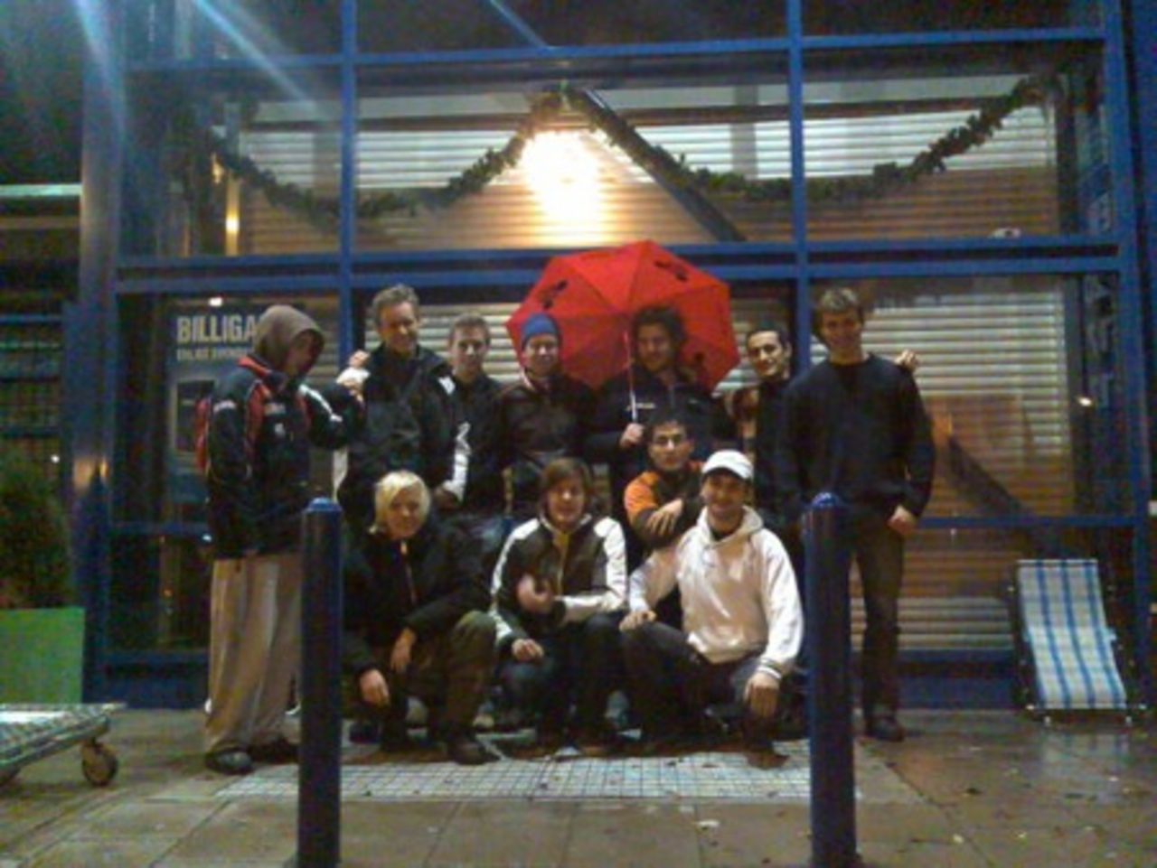 Live from Elgiganten