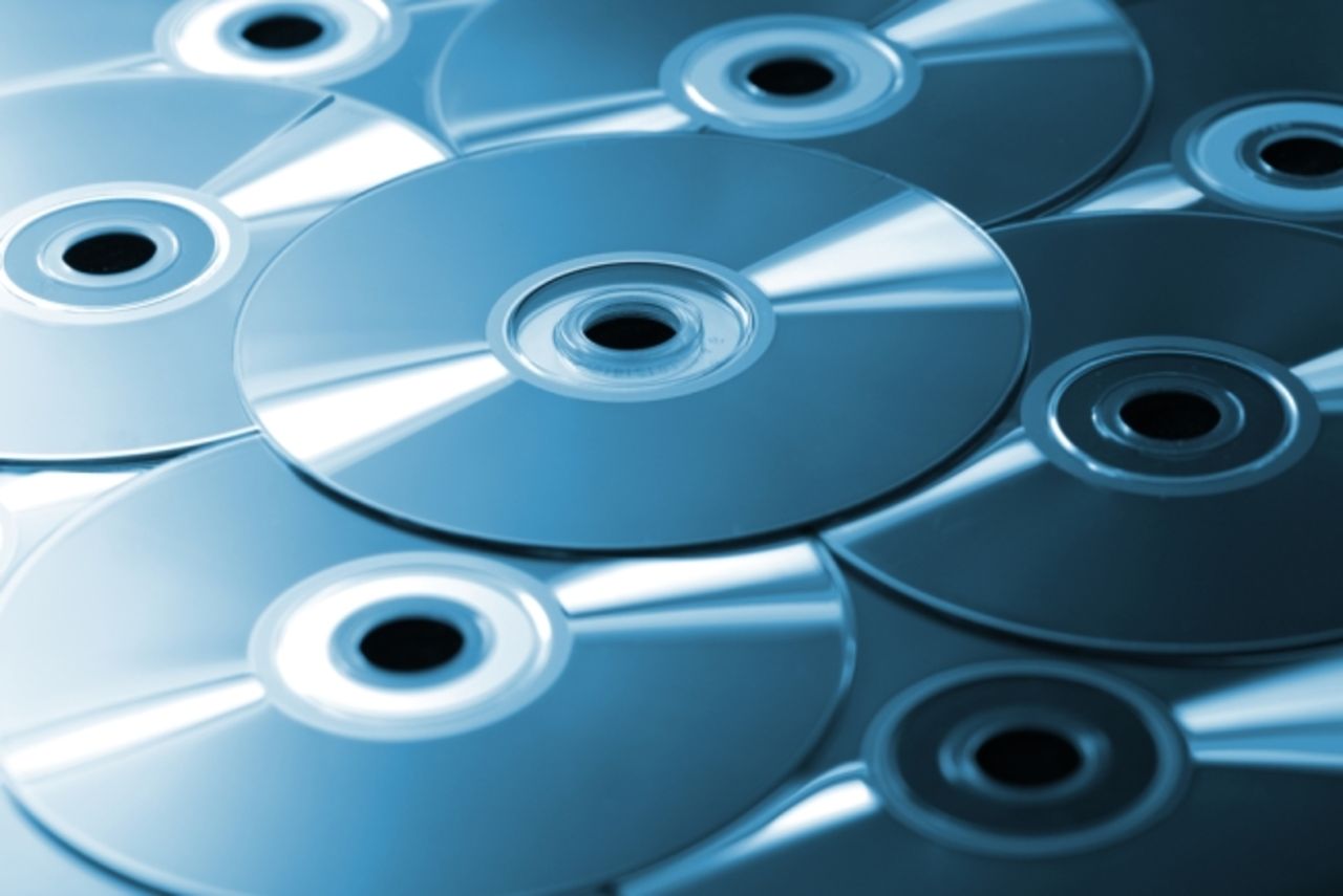 Facebook visar datalagringsprototyp med Blu-ray skivor
