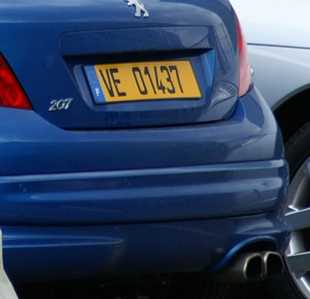 Spionbilder på nya Peugeot 207 RC?