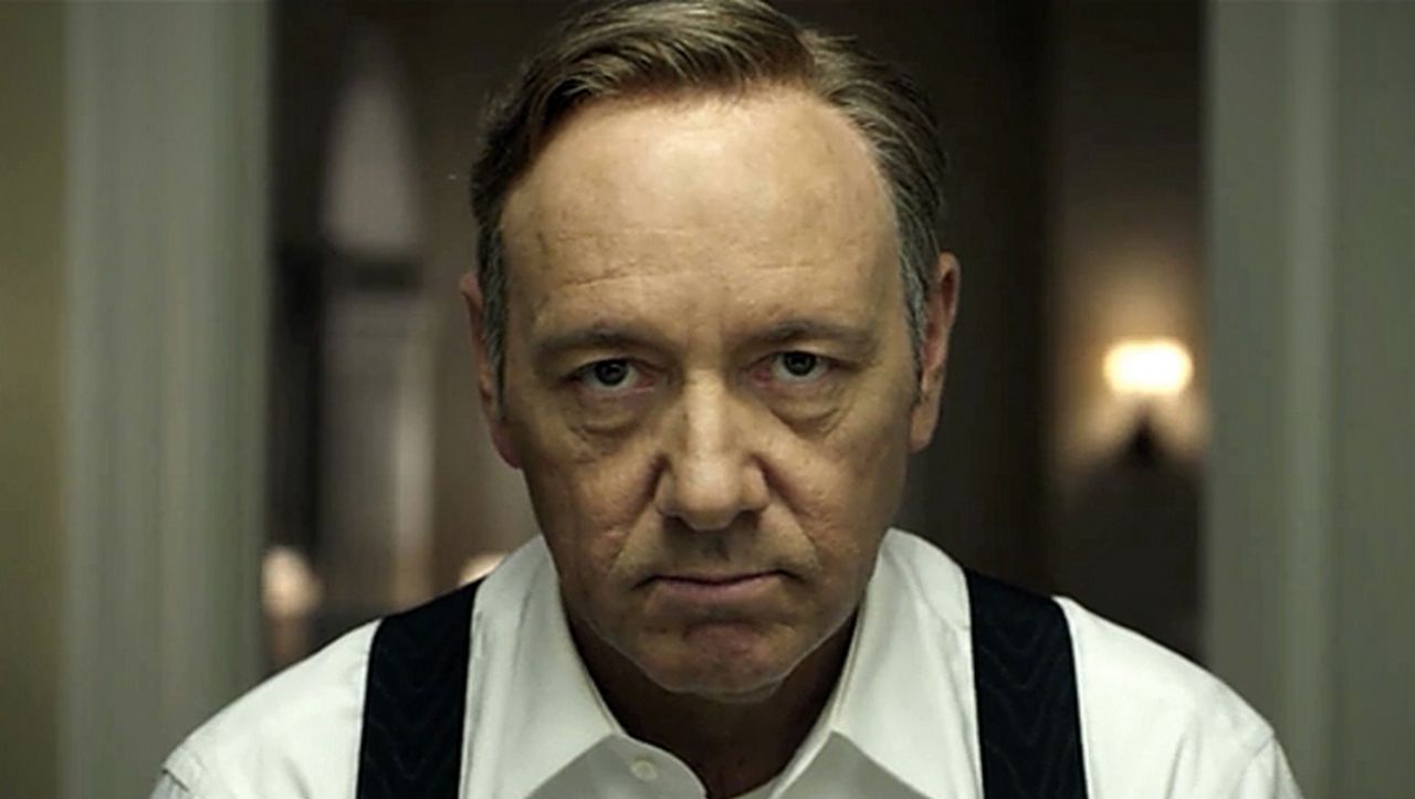 Netflix förnyar House of Cards för en tredje säsong