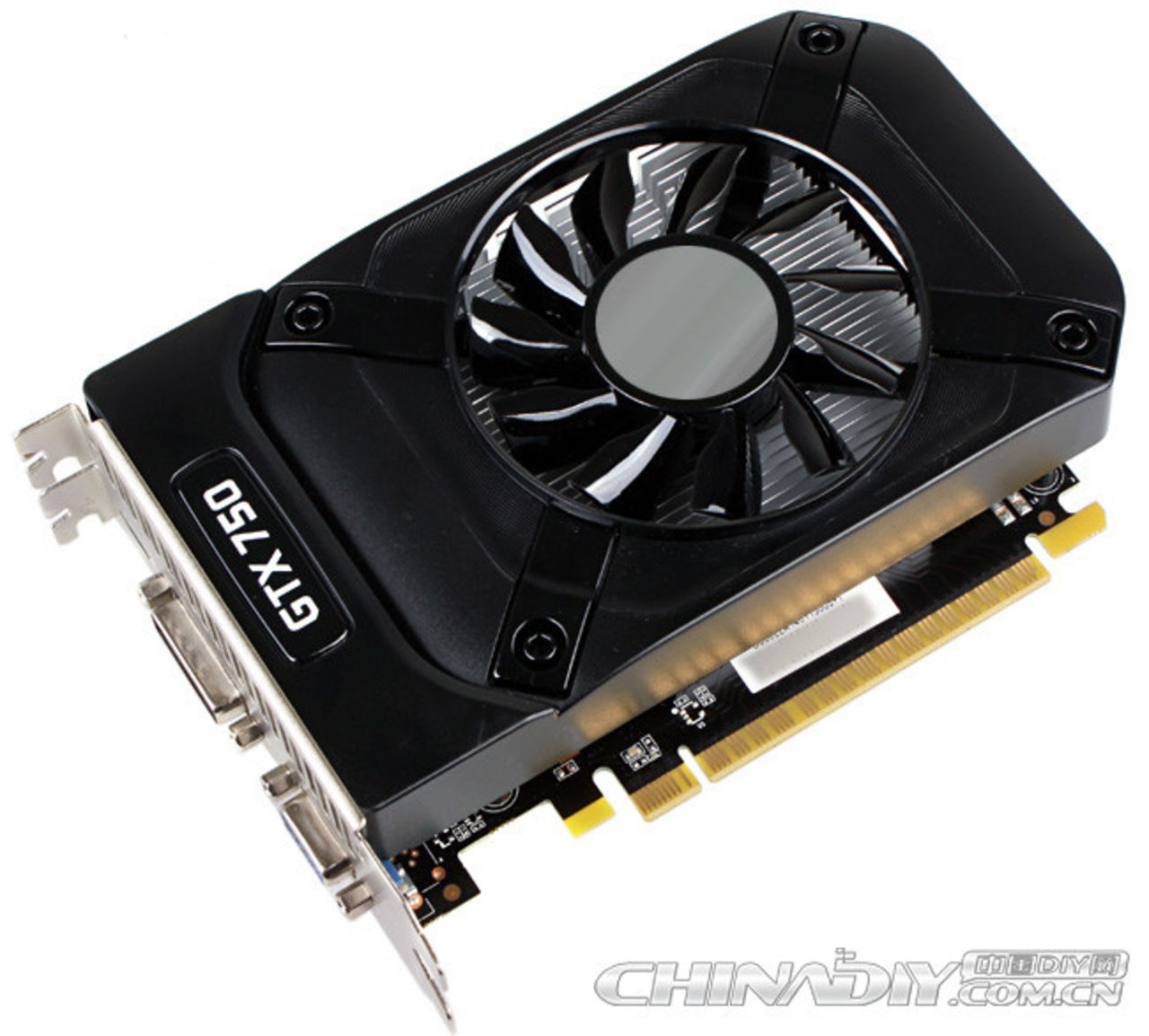 Bilder på isärplockat GeForce GTX 750