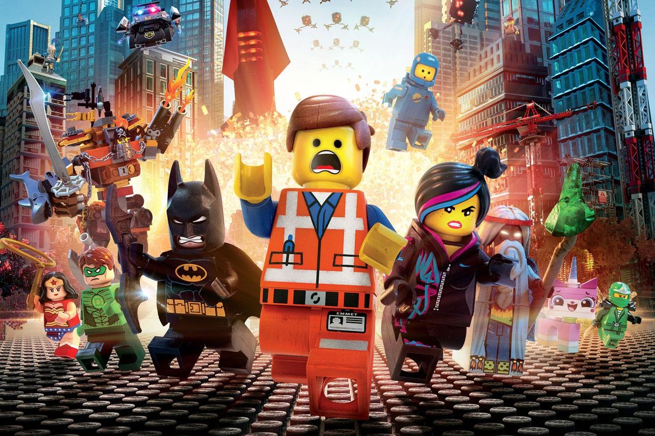 Han regisserar The LEGO Movie 2
