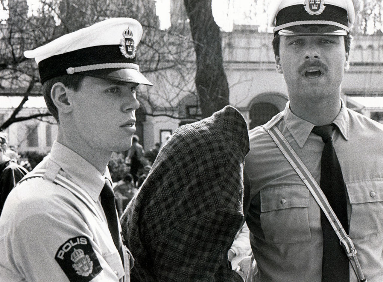 Slipp telefonkö hos polisen