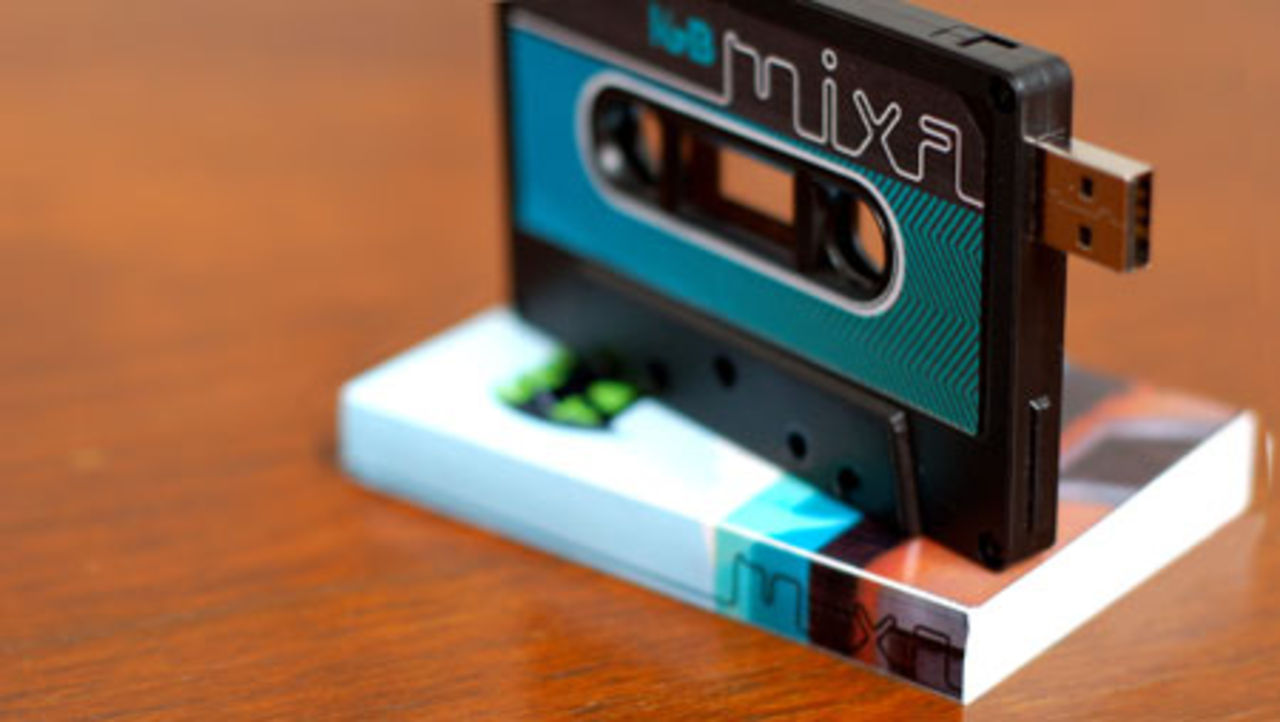USB-minne som ser ut som en kassett