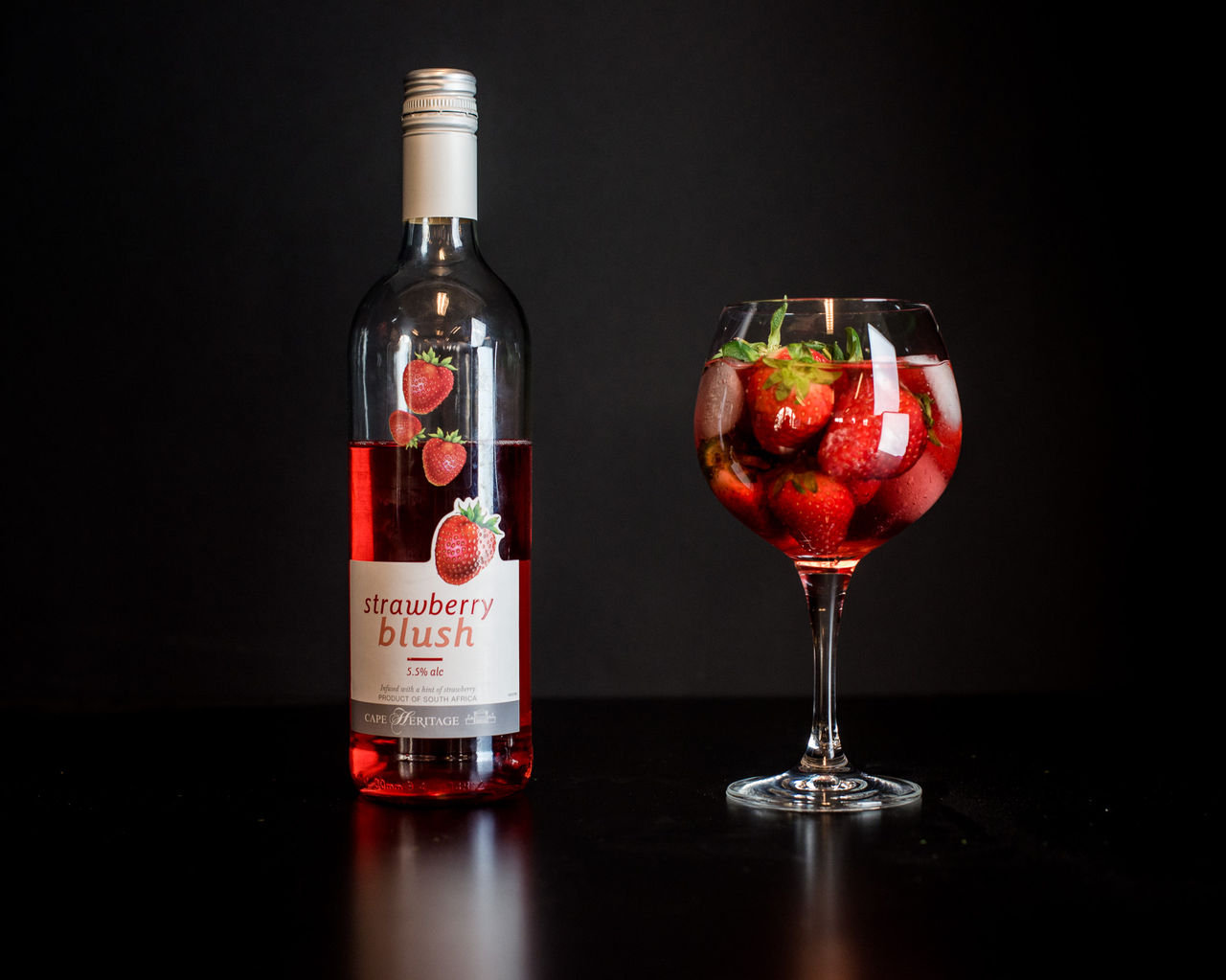 Jordgubbssaft med vinsmak