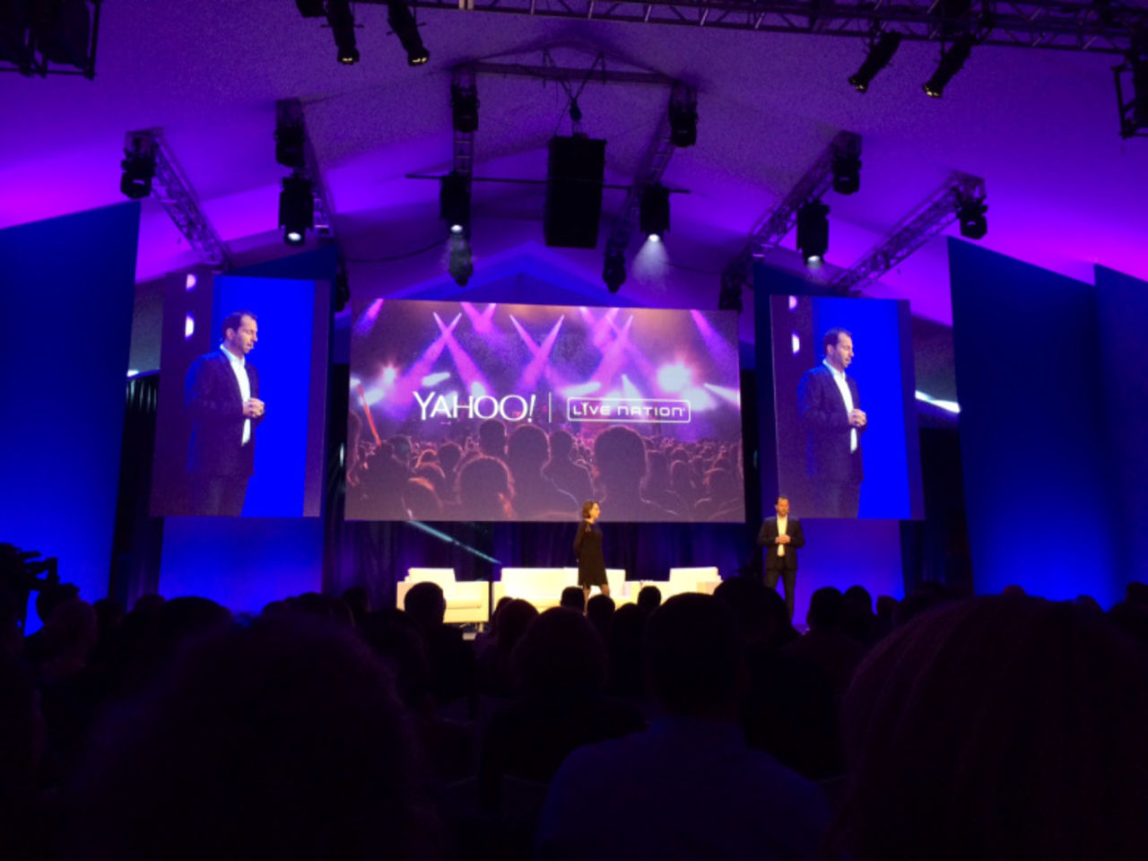 Yahoo kommer att streama en livekonsert varje dag