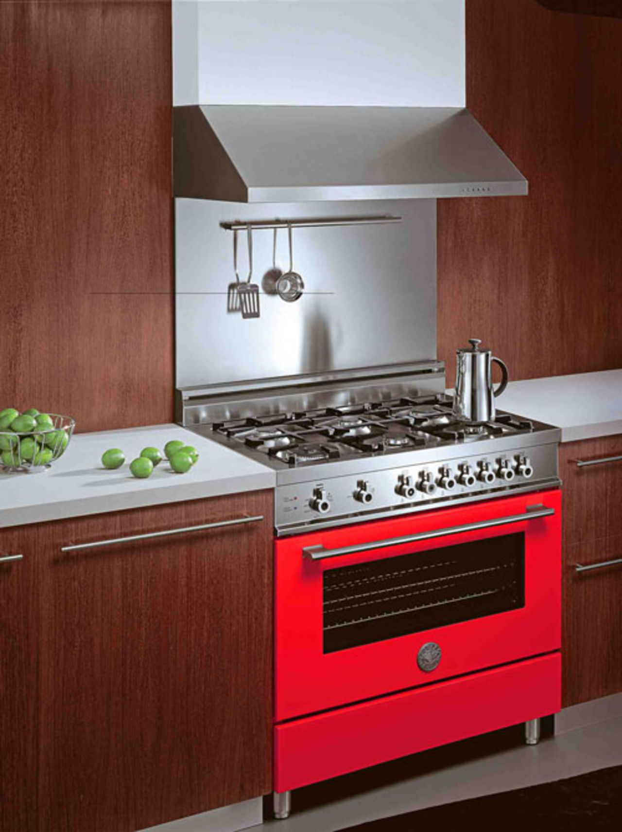 Nya färgglada spisar från Bertazzoni