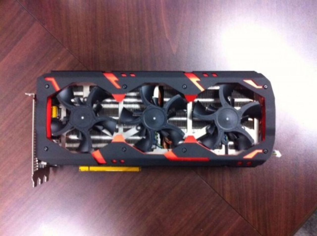 PowerColor Radeon R9 295X2 Devil13