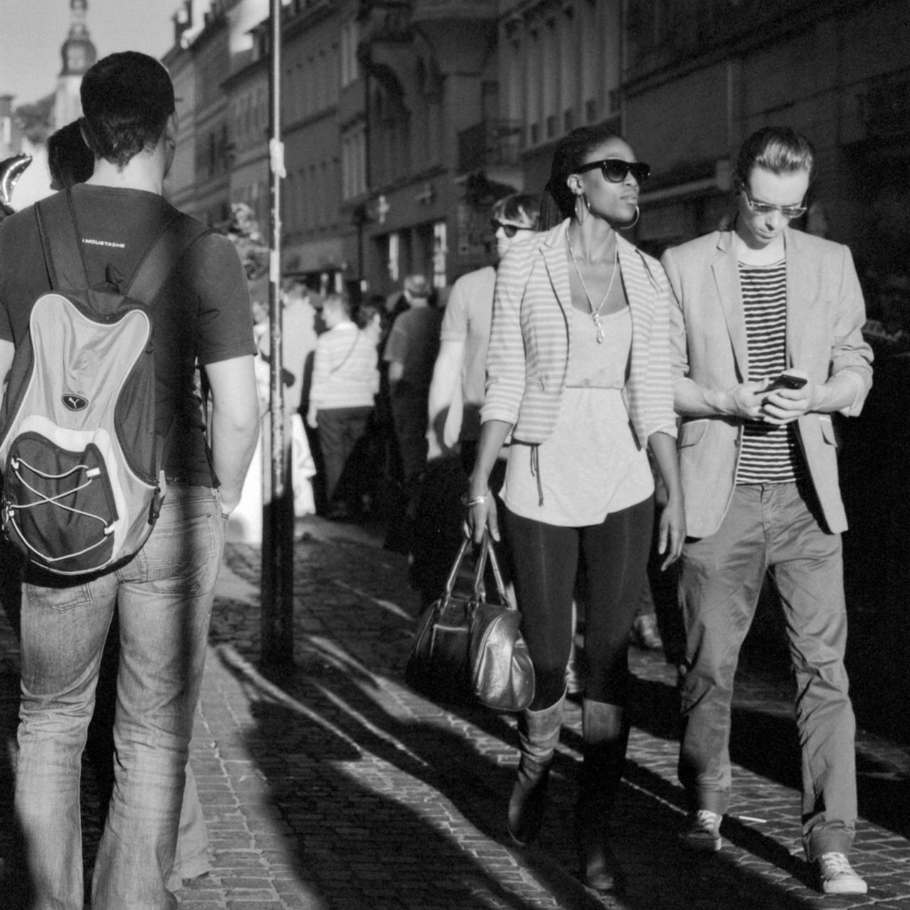 Taiwan vill bötfälla mobilberoende fotgängare