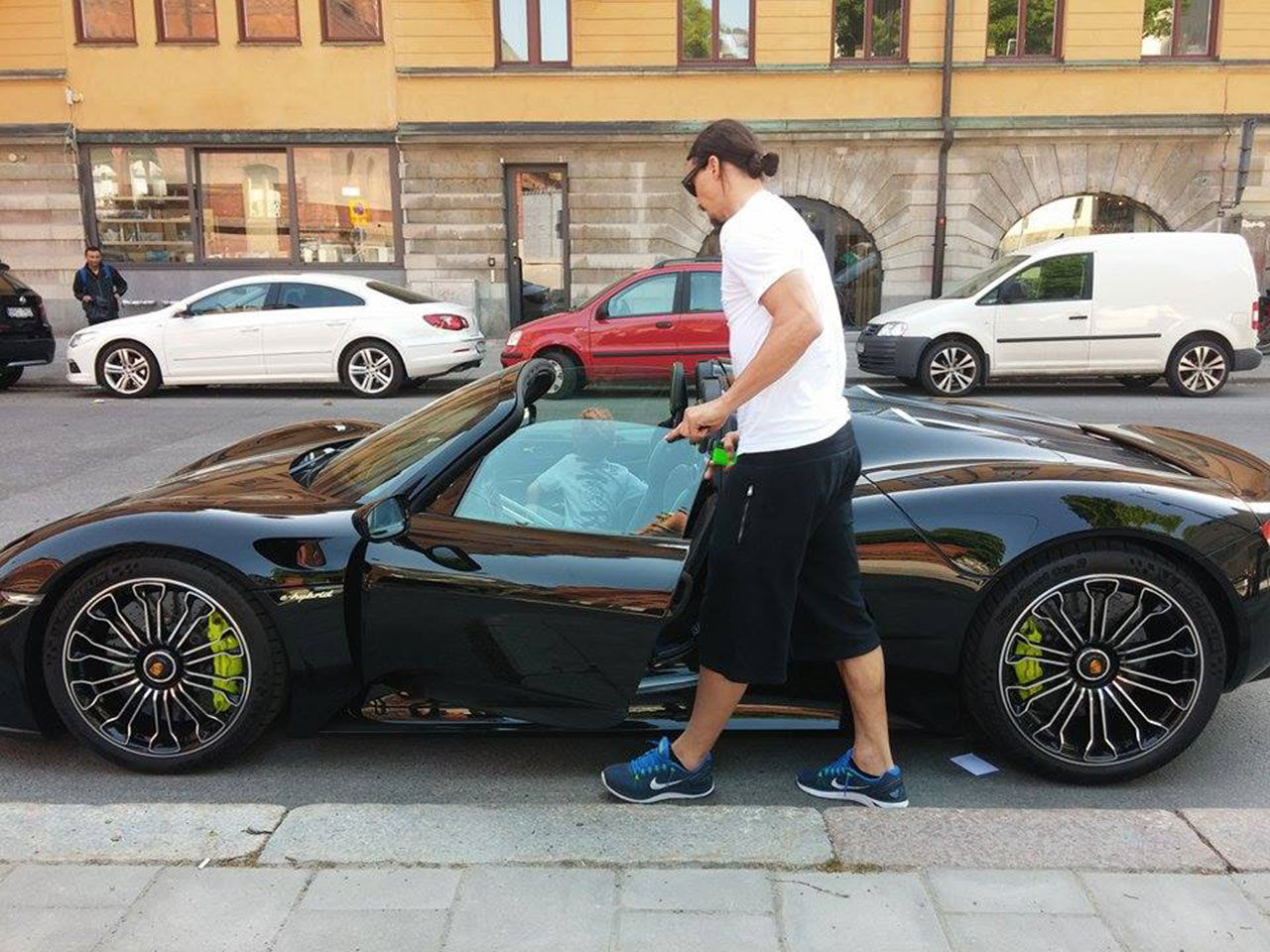 Zlatan och hans Porsche 918 Spyder