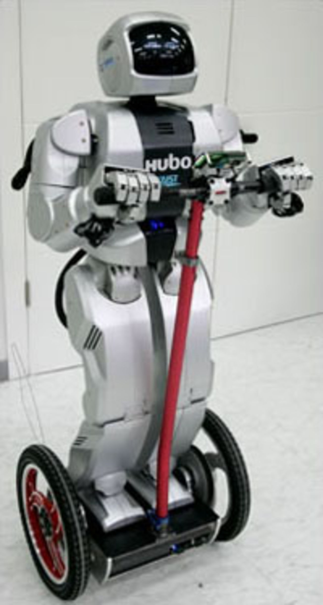 Roboten Hubo får ett fordon