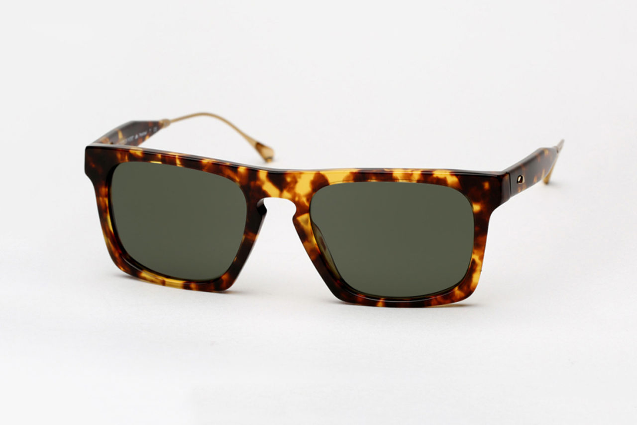 Oliver Peoples West