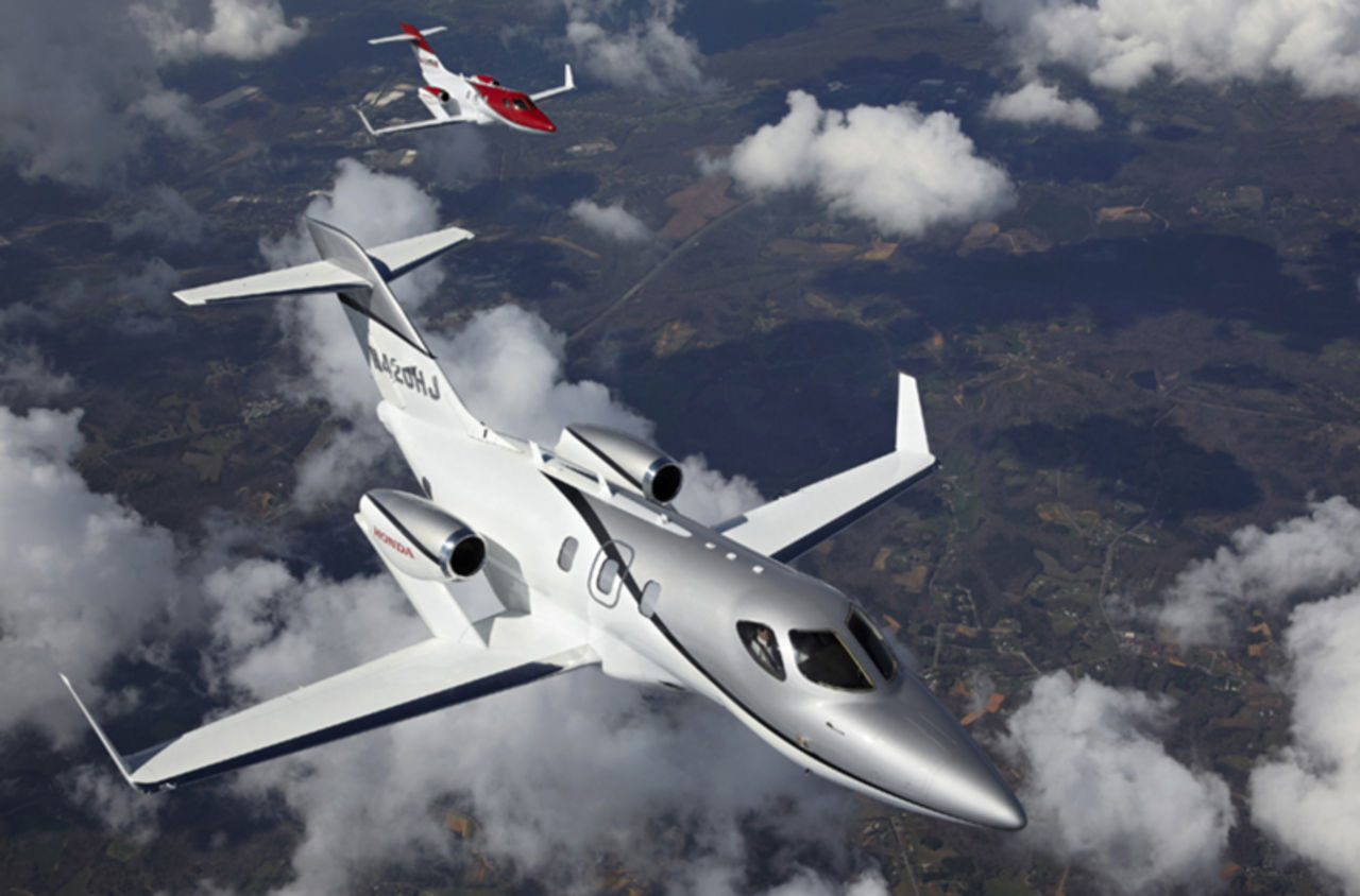 Första riktiga HondaJet-planet i luften