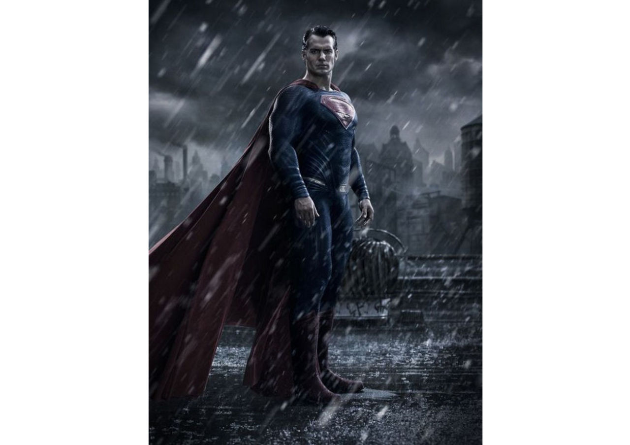 Första bilden på Henry Cavill i Batman v. Superman: Dawn of Justice