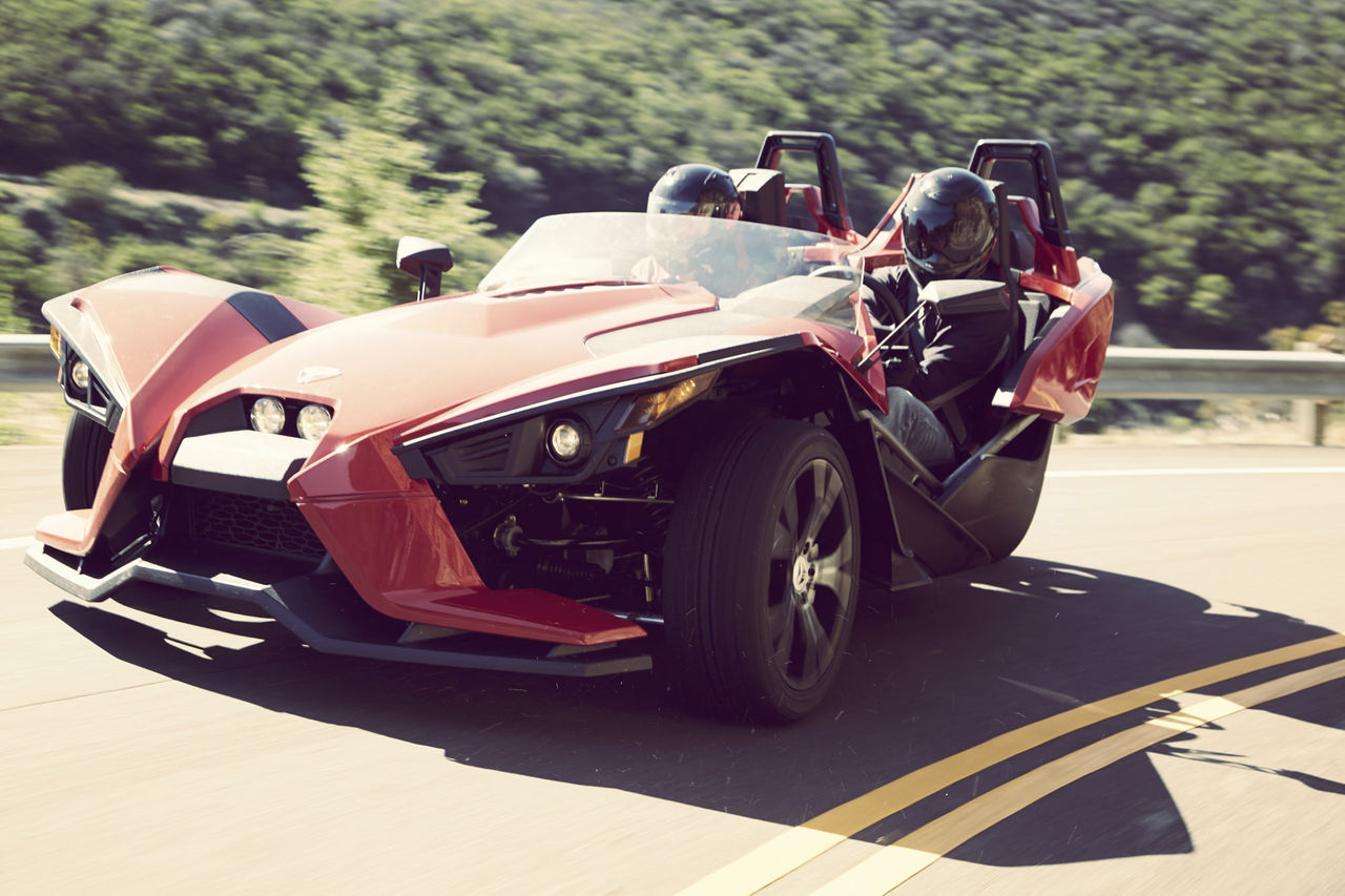 Polaris visar trehjulingen Slingshot