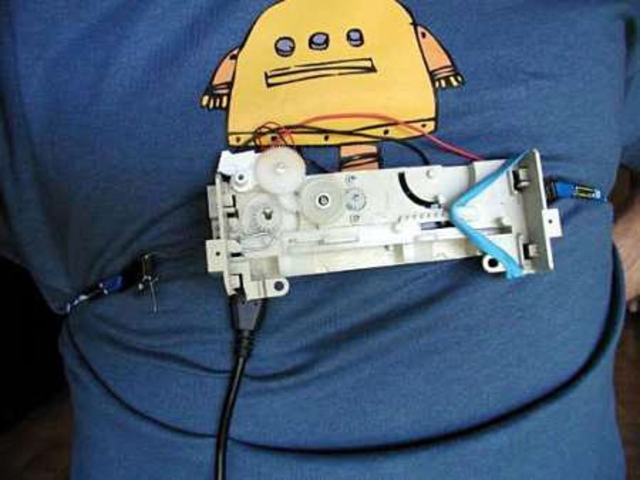 Ladda USB-prylar genom att andas