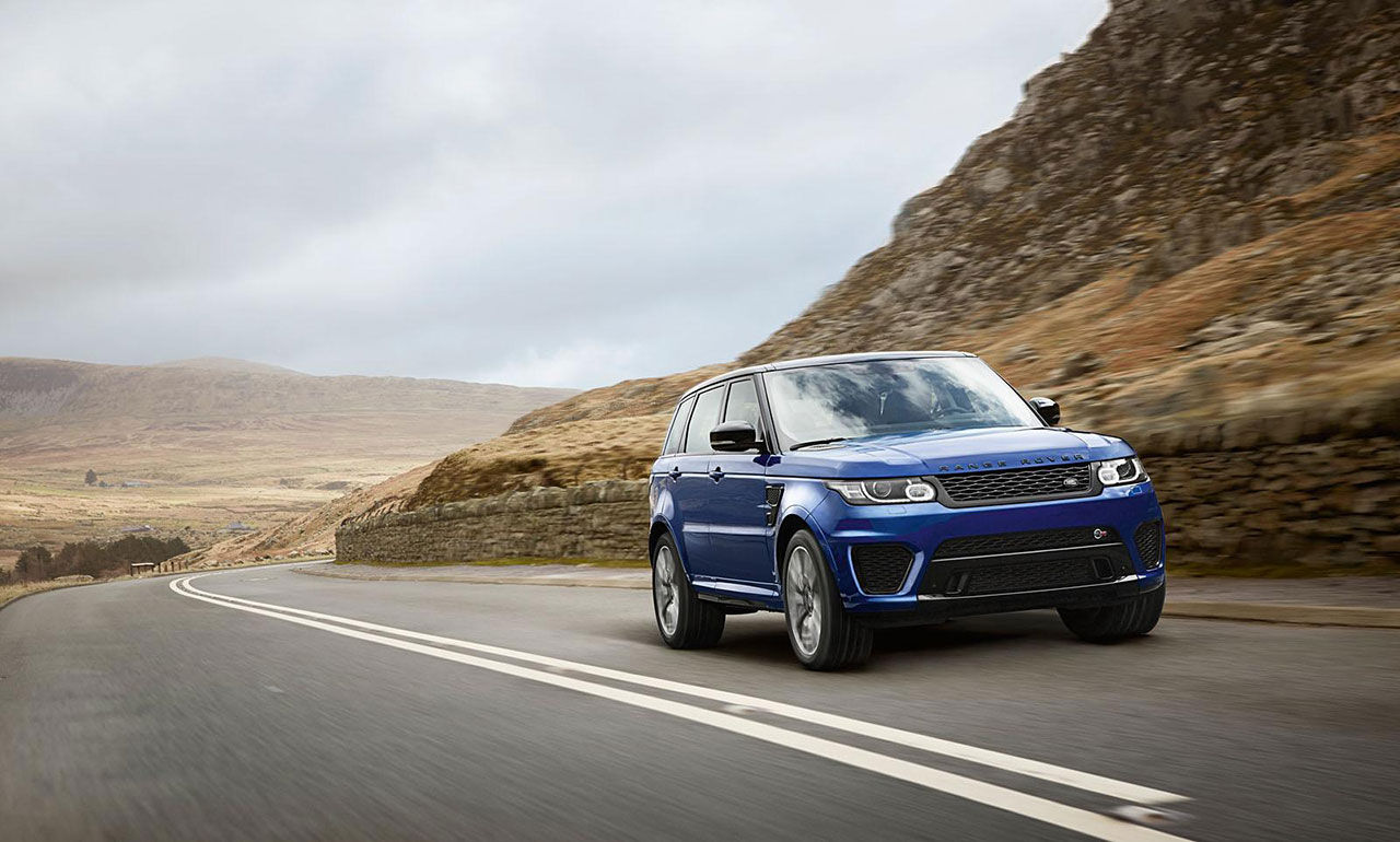 Land Rover presenterar supersuven Range Rover SVR