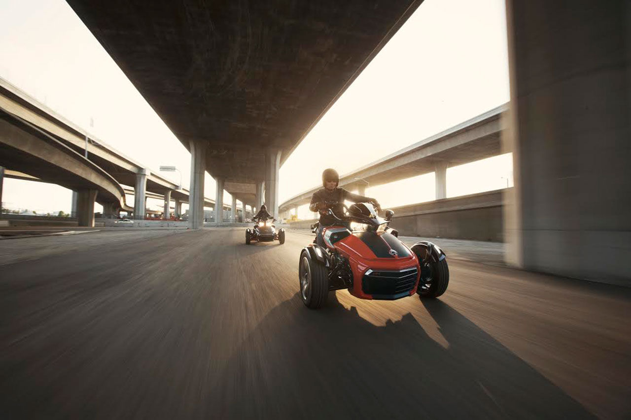 Första bilderna på Can-Am Spyder F3