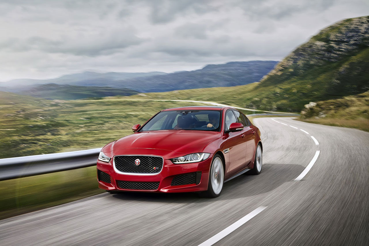 Jaguar presenterar äntligen nyheten XE