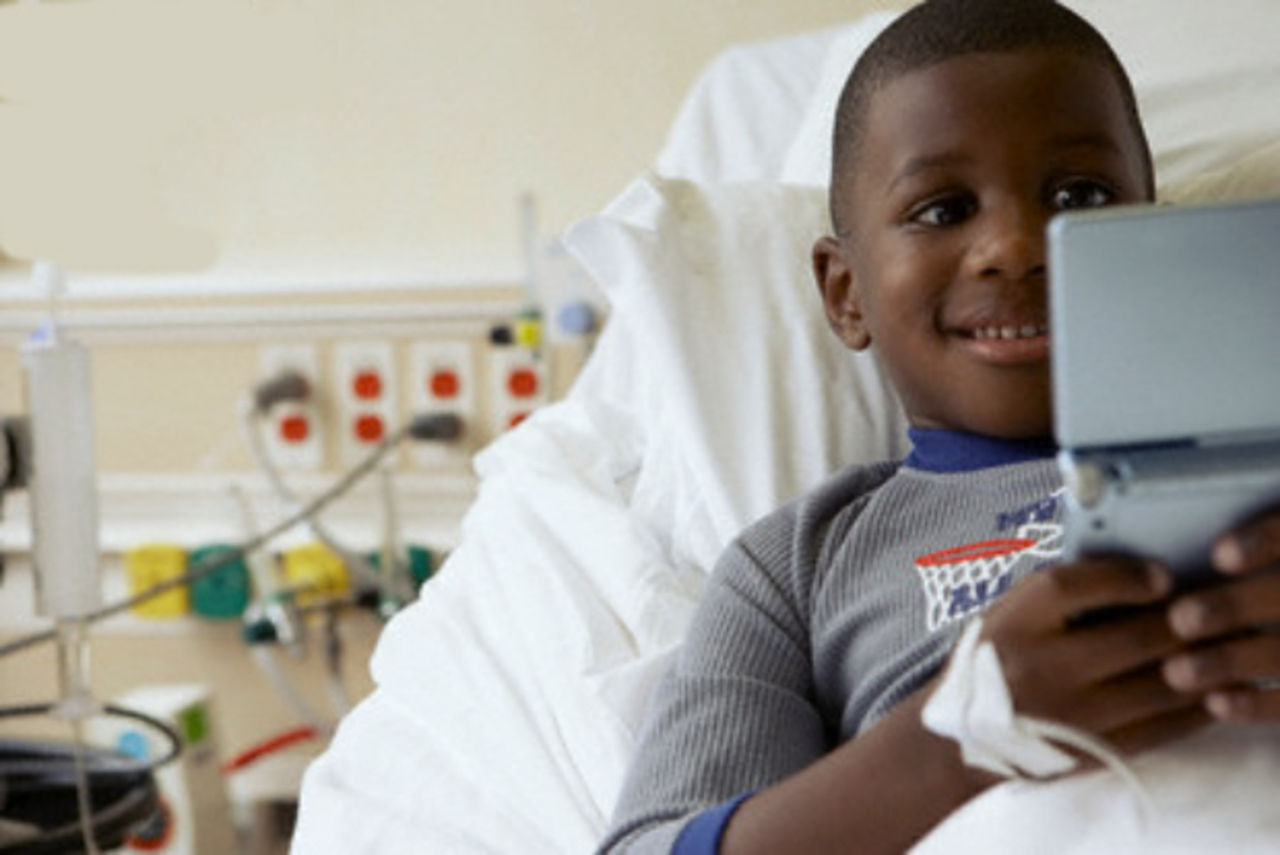 100 000 kronor skänks till svenska barnsjukhus