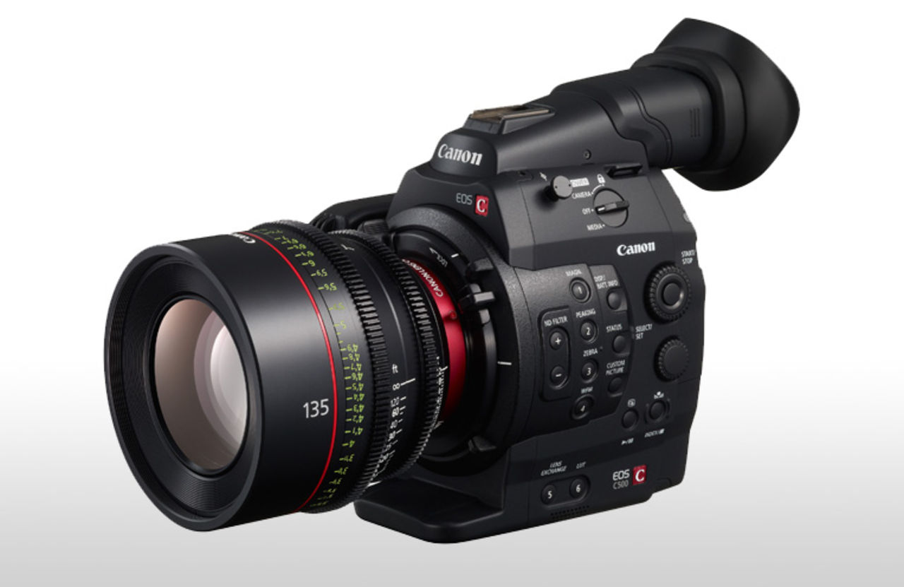 ISS får ett gäng nya Canon-kameror