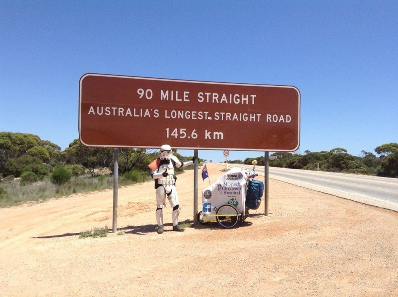 Stormtrooper knatar runt i Australien